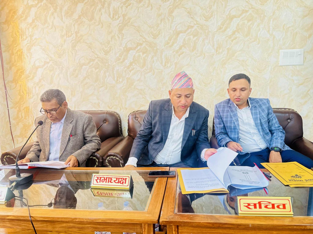 धादिङ : त्रिपुरासुन्दरीको नीति तथा कार्यक्रम सार्वजनिक, बजेट ६४ करोड ९० लाख