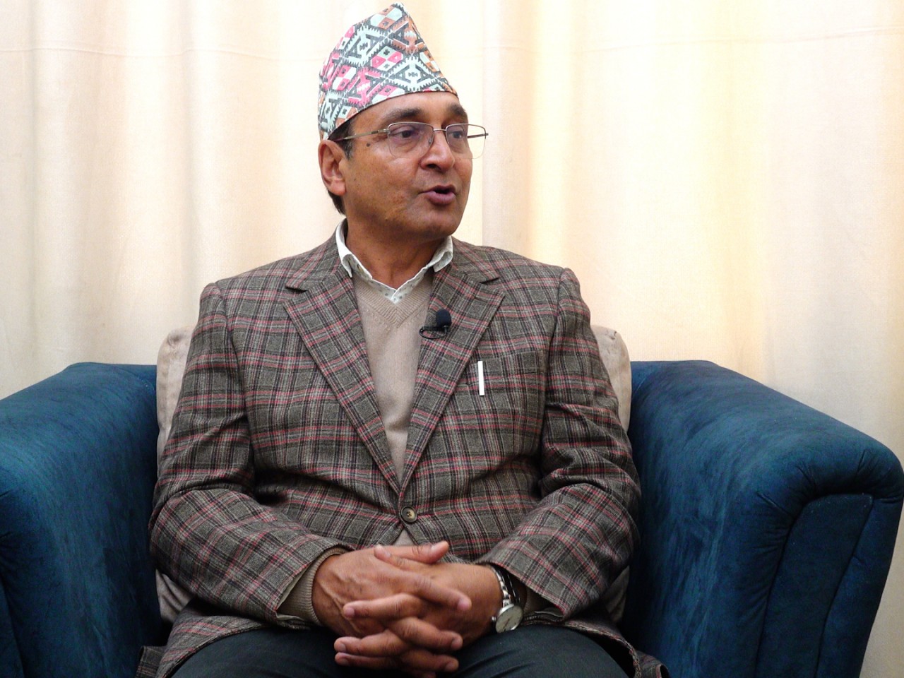 "प्रचण्ड प्रधानमन्त्री बन्दा खु:शी छु"