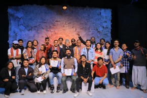 “सामाजिक सचेतनाको लागि नाटक” कार्यक्रम: ‘अर्को एउटा द्रोणाचार्य’ नाटक मण्डला थिएटरमा भव्यतापूर्वक सम्पन्न