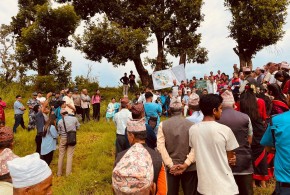 धादिङको त्रिपुरासुन्दरी गाउँपालिकामा राशि र नक्षत्रका आधारमा वृक्षरोपण