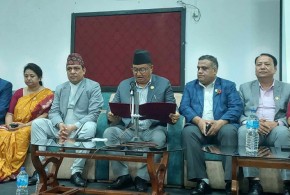 बहादुरसिंह लामाको राजीनामा : सरकार ढाल्न षड्यन्त्र गरिएको आरोप