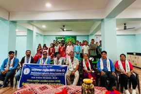 स्वावलम्बन लघुवित्तद्वारा मानव सेवा आश्रममा शैक्षिक तथा खेलकुद सामग्री वितरण