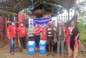 सामाजिक कार्यमा मेगा बैंक नेपाल, धादिङको सिद्देश्वर महादेव मन्दिरमा सरसफाइसँगै सामाग्री हस्तान्तरण