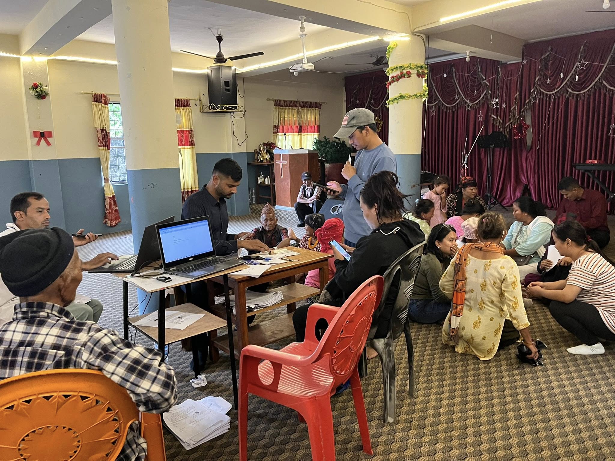 गंगाजमुना गाउँपालिका: सामाजिक सुरक्षा भत्ता नवीकरणको सेवा काठमाडौं, चितवन र पोखरामा सम्पन्न – करिब ५०० जना लाभान्वित