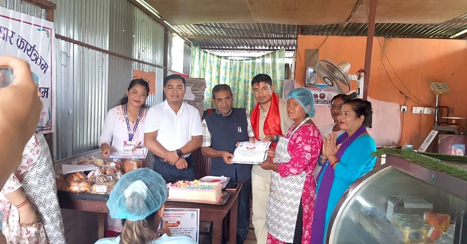 धादिङको त्रिपुरासुन्दरी गाउँपालिकामा  १५ दिने बेकरी तालिम सम्पन्न